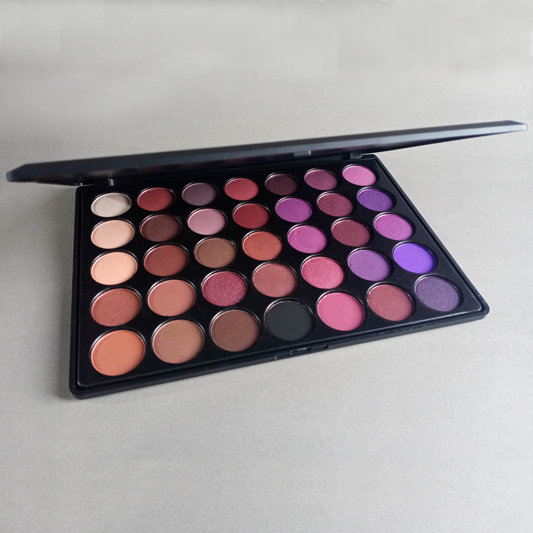 35P plum pleasers artistry palette