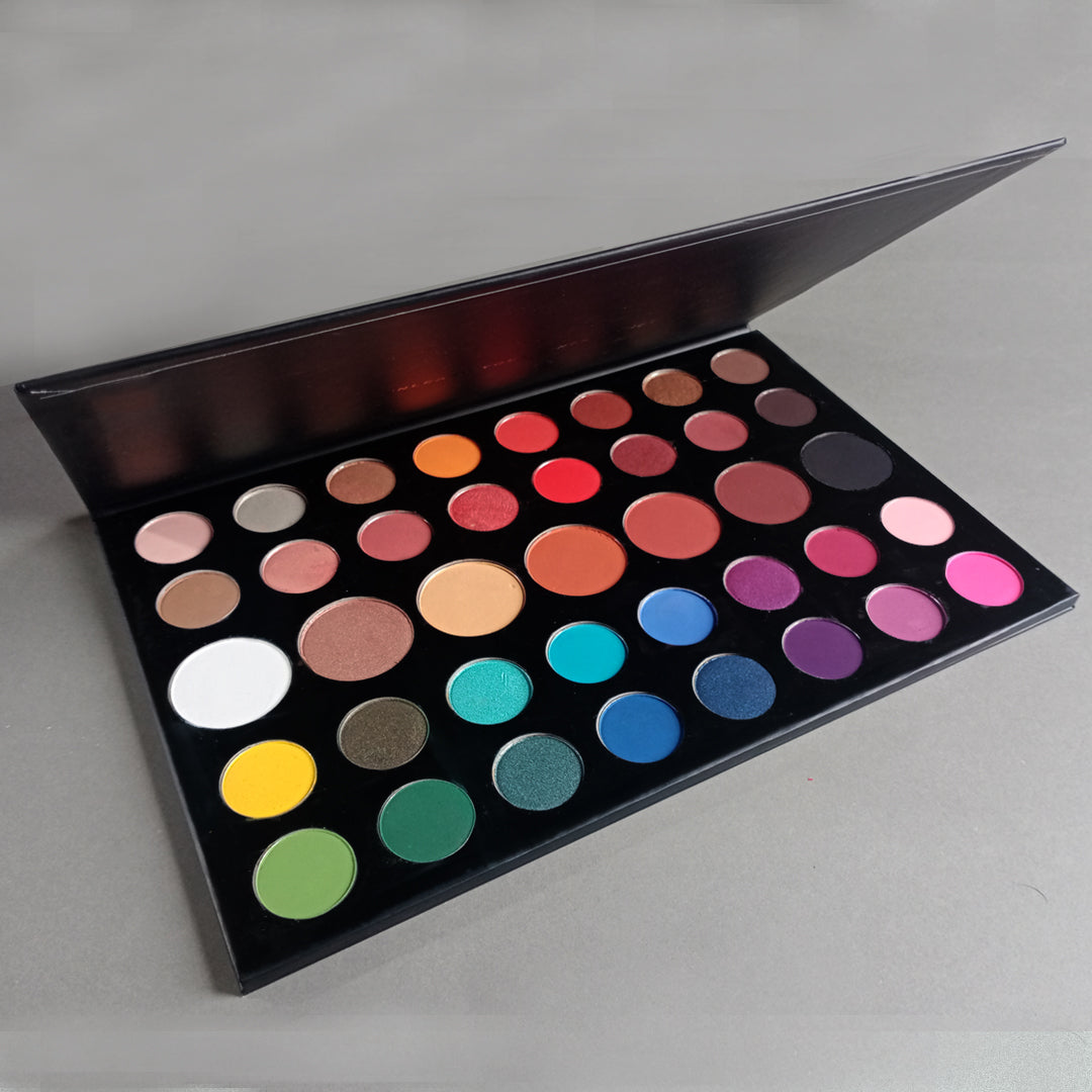 40 Artistry shade palette