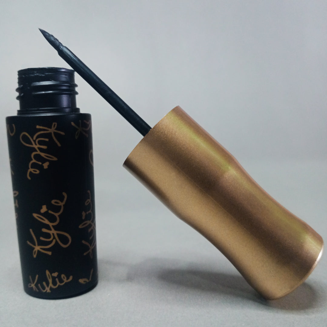 Kylie Eye liner waterproof